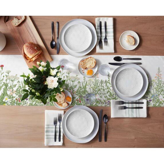 Gedeckter Tisch für das Frühstück